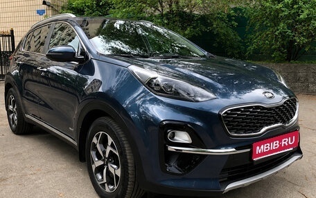 KIA Sportage IV рестайлинг, 2019 год, 2 000 000 рублей, 1 фотография