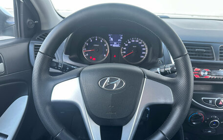 Hyundai Solaris II рестайлинг, 2013 год, 640 000 рублей, 13 фотография