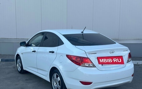 Hyundai Solaris II рестайлинг, 2013 год, 640 000 рублей, 8 фотография