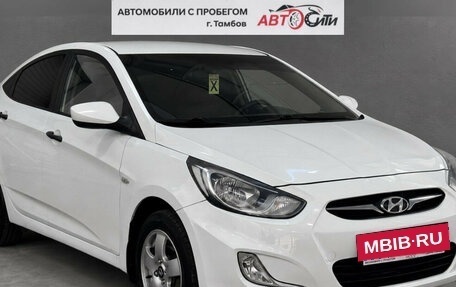 Hyundai Solaris II рестайлинг, 2013 год, 640 000 рублей, 4 фотография