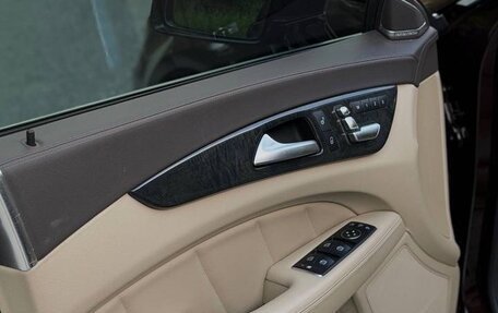 Mercedes-Benz CLS, 2013 год, 2 300 000 рублей, 15 фотография