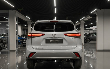 Toyota Highlander, 2025 год, 5 300 000 рублей, 6 фотография