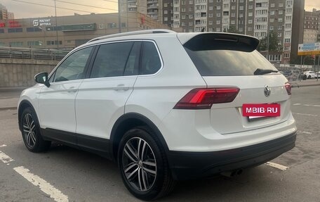 Volkswagen Tiguan II, 2020 год, 2 390 000 рублей, 3 фотография