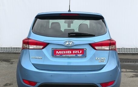 Hyundai ix20 i рестайлинг, 2010 год, 670 000 рублей, 6 фотография