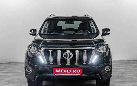 Toyota Land Cruiser Prado 150 рестайлинг 2, 2016 год, 3 340 000 рублей, 3 фотография