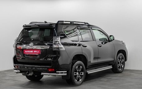 Toyota Land Cruiser Prado 150 рестайлинг 2, 2016 год, 3 340 000 рублей, 4 фотография