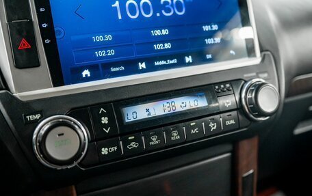 Toyota Land Cruiser Prado 150 рестайлинг 2, 2016 год, 3 340 000 рублей, 14 фотография