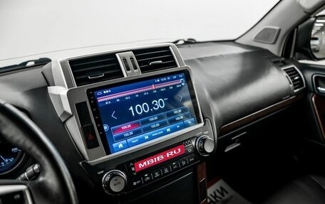 Toyota Land Cruiser Prado 150 рестайлинг 2, 2016 год, 3 340 000 рублей, 12 фотография