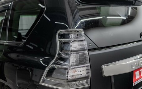 Toyota Land Cruiser Prado 150 рестайлинг 2, 2016 год, 3 340 000 рублей, 21 фотография