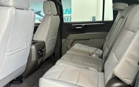 Chevrolet Suburban, 2025 год, 15 000 000 рублей, 7 фотография