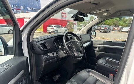 Opel Zafira Life I, 2022 год, 3 400 000 рублей, 8 фотография