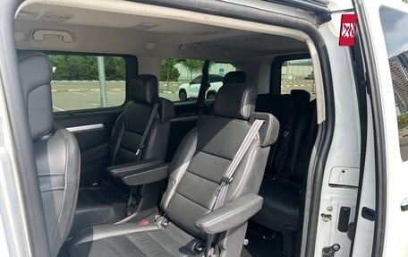 Opel Zafira Life I, 2022 год, 3 400 000 рублей, 9 фотография
