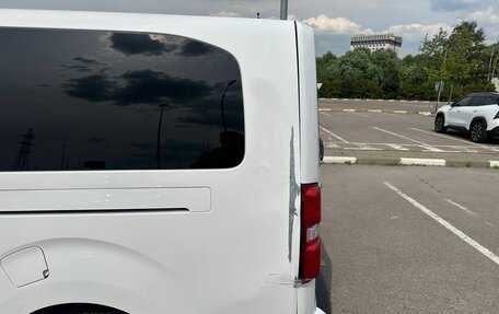 Opel Zafira Life I, 2022 год, 3 400 000 рублей, 13 фотография
