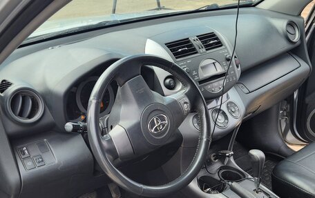 Toyota RAV4, 2005 год, 890 000 рублей, 11 фотография