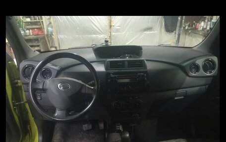 Toyota bB II рестайлинг, 2009 год, 755 555 рублей, 10 фотография