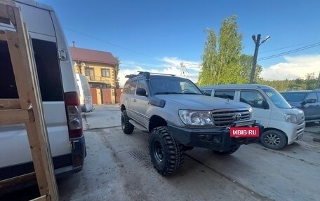 Toyota Land Cruiser 100 рестайлинг 2, 2003 год, 1 800 000 рублей, 5 фотография