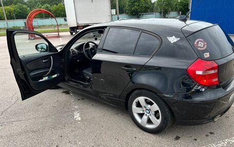 BMW 1 серия, 2011 год, 690 000 рублей, 6 фотография