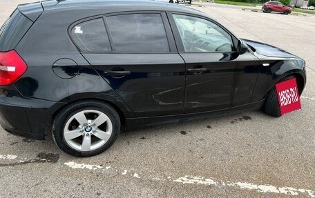 BMW 1 серия, 2011 год, 690 000 рублей, 3 фотография