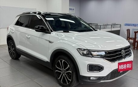 Volkswagen T-Roc I, 2022 год, 1 525 000 рублей, 3 фотография