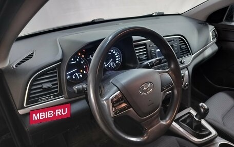 Hyundai Elantra VI рестайлинг, 2016 год, 1 120 000 рублей, 9 фотография
