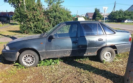 Daewoo Nexia I рестайлинг, 2001 год, 32 500 рублей, 1 фотография