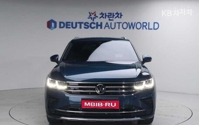 Volkswagen Tiguan II, 2021 год, 2 865 000 рублей, 1 фотография