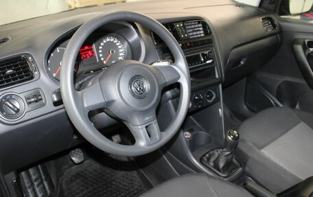 Volkswagen Polo VI (EU Market), 2013 год, 557 000 рублей, 13 фотография