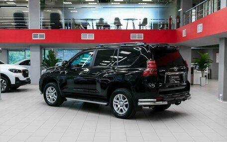 Toyota Land Cruiser Prado 150 рестайлинг 2, 2013 год, 2 750 000 рублей, 4 фотография