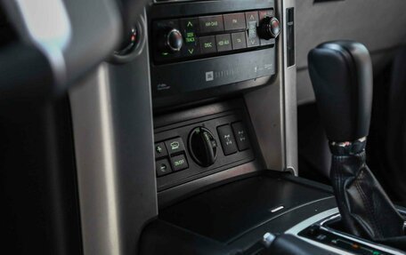 Toyota Land Cruiser Prado 150 рестайлинг 2, 2013 год, 2 750 000 рублей, 10 фотография
