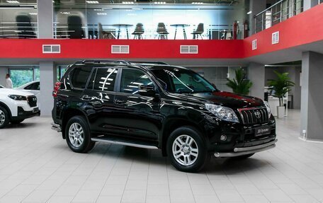 Toyota Land Cruiser Prado 150 рестайлинг 2, 2013 год, 2 750 000 рублей, 3 фотография