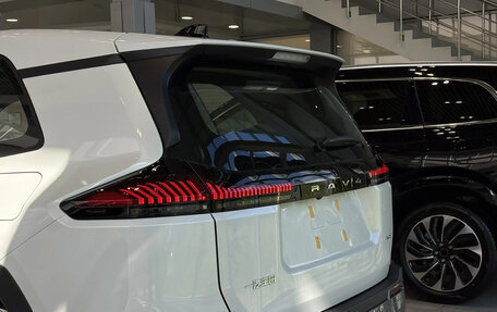Toyota RAV4, 2026 год, 4 100 000 рублей, 7 фотография