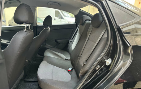 Hyundai Solaris II рестайлинг, 2013 год, 670 000 рублей, 11 фотография