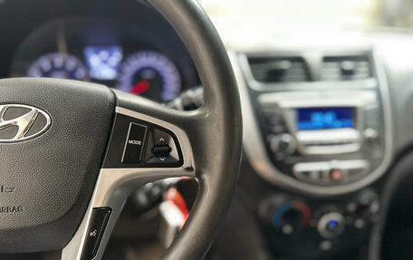 Hyundai Solaris II рестайлинг, 2013 год, 670 000 рублей, 17 фотография