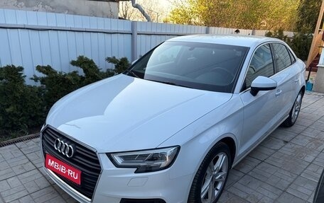 Audi A3, 2019 год, 2 327 000 рублей, 1 фотография