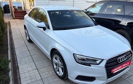 Audi A3, 2019 год, 2 327 000 рублей, 2 фотография