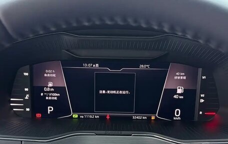 Skoda Superb III рестайлинг, 2023 год, 1 800 000 рублей, 10 фотография