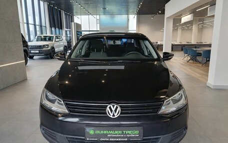 Volkswagen Jetta VI, 2012 год, 999 000 рублей, 2 фотография