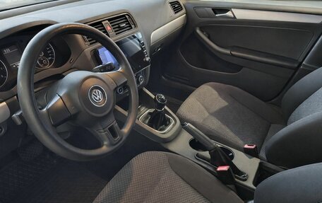 Volkswagen Jetta VI, 2012 год, 999 000 рублей, 7 фотография