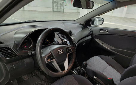 Hyundai Solaris II рестайлинг, 2014 год, 885 000 рублей, 20 фотография