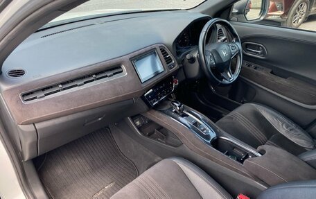 Honda Vezel, 2018 год, 1 549 000 рублей, 11 фотография