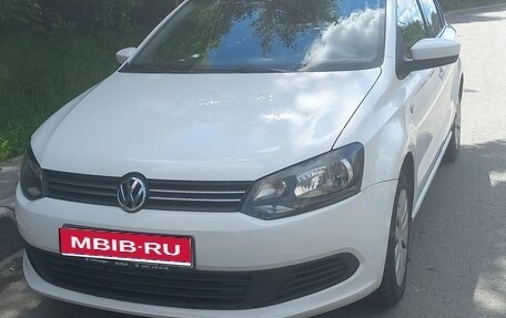 Volkswagen Polo VI (EU Market), 2012 год, 970 000 рублей, 1 фотография