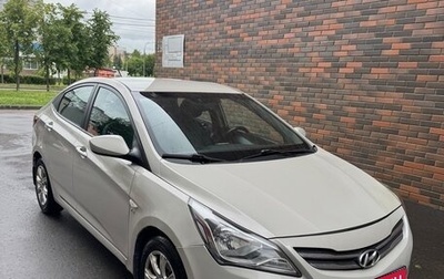 Hyundai Solaris II рестайлинг, 2015 год, 1 000 000 рублей, 1 фотография