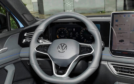 Volkswagen Tiguan, 2026 год, 4 750 000 рублей, 9 фотография
