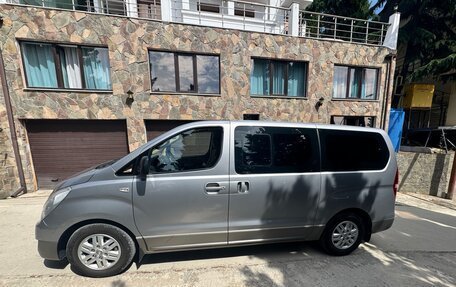 Hyundai H-1 II рестайлинг, 2016 год, 2 470 000 рублей, 9 фотография