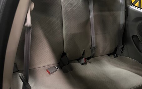 Nissan Micra III, 2003 год, 389 000 рублей, 13 фотография