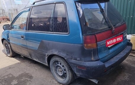 Mitsubishi Space Runner II, 1993 год, 79 000 рублей, 2 фотография