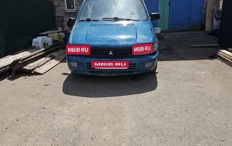 Mitsubishi Space Runner II, 1993 год, 79 000 рублей, 3 фотография