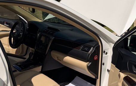 Toyota Camry, 2016 год, 2 377 000 рублей, 10 фотография