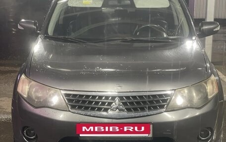 Mitsubishi Outlander III рестайлинг 3, 2008 год, 1 050 000 рублей, 8 фотография