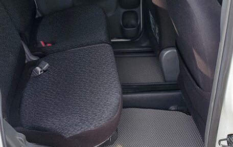 Toyota Sienta I, 2015 год, 990 000 рублей, 10 фотография